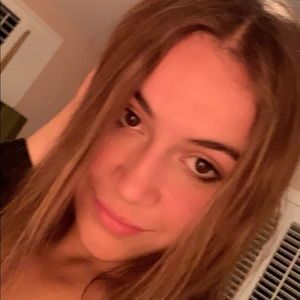 Meet your Posher, Gabby